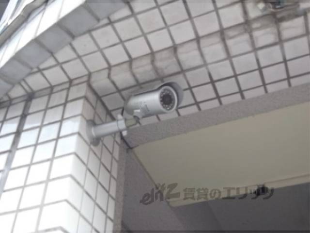 監視カメラ