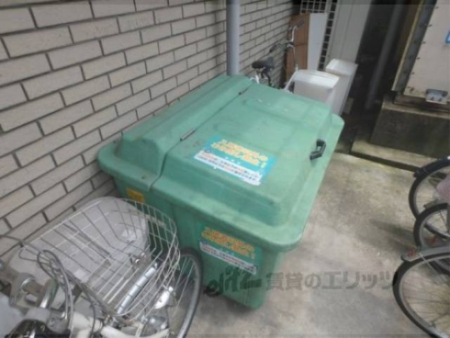ゴミ置き場
