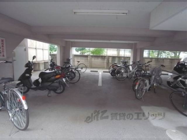 駐輪場