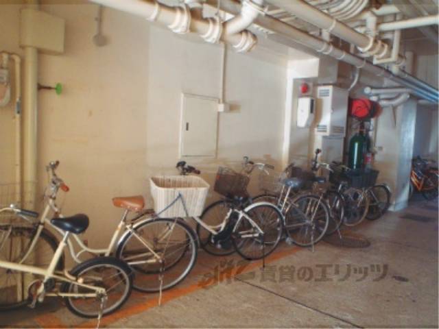 駐輪場