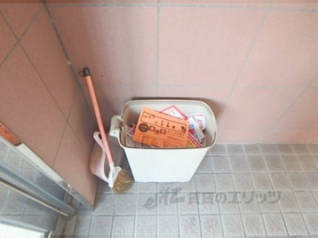 チラシ用ゴミ箱