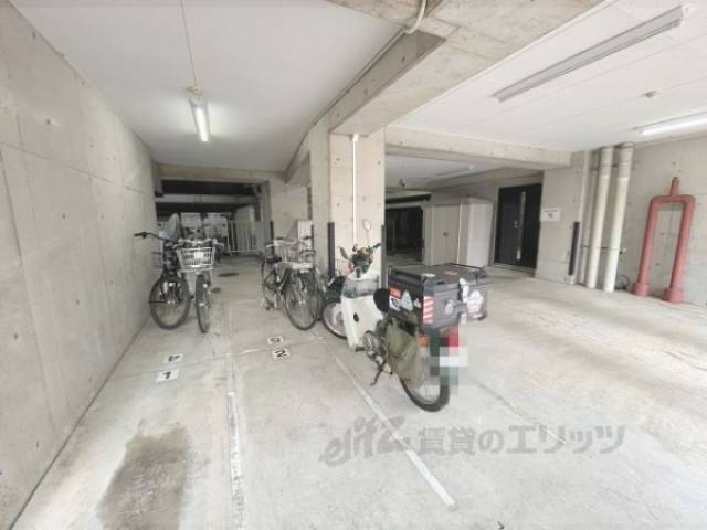 単車置き場