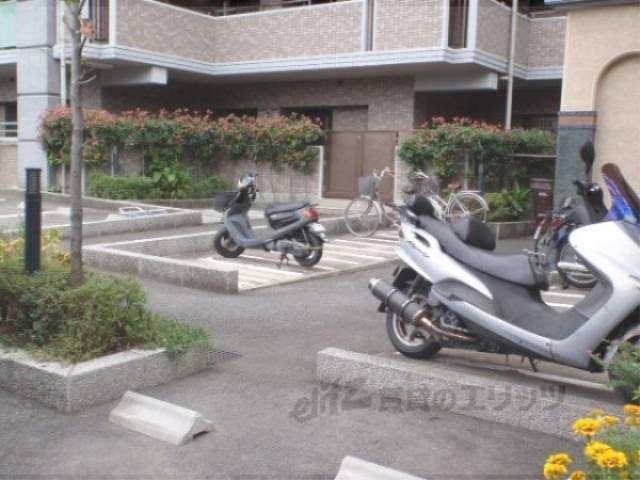 駐輪場
