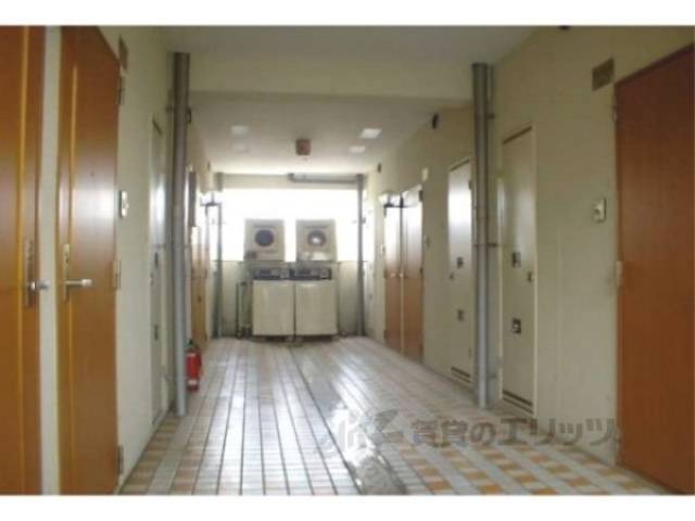 通路　2階