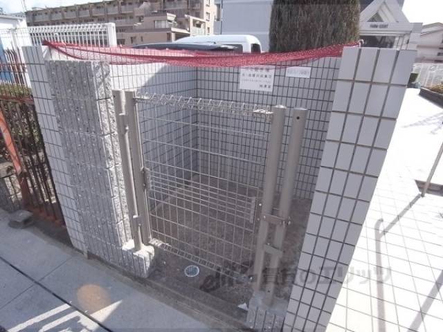 ごみ置場