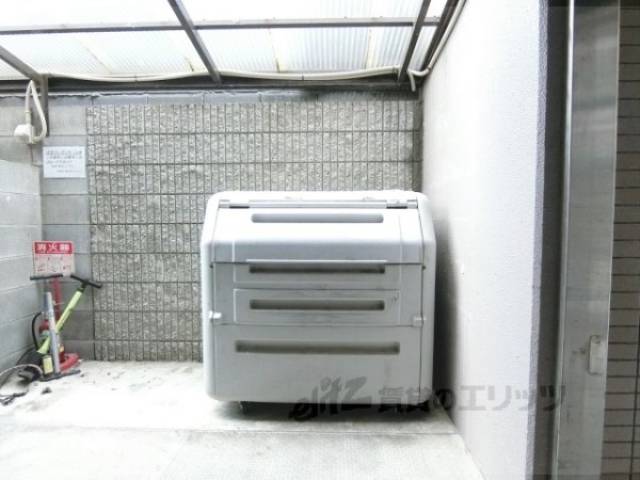 ゴミ置き場