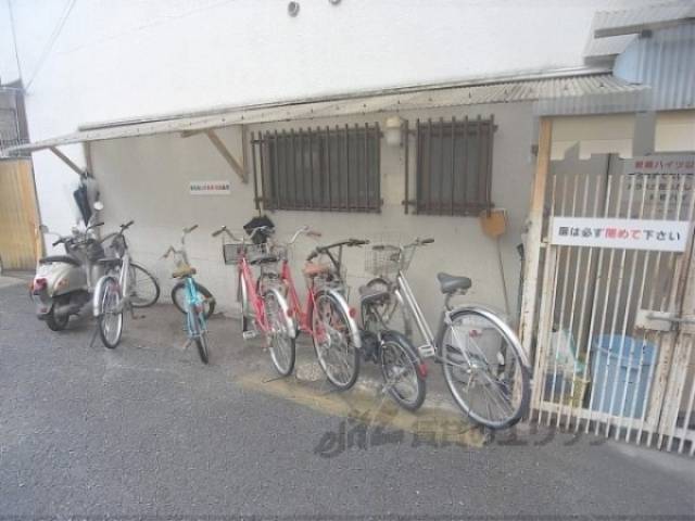 駐輪場