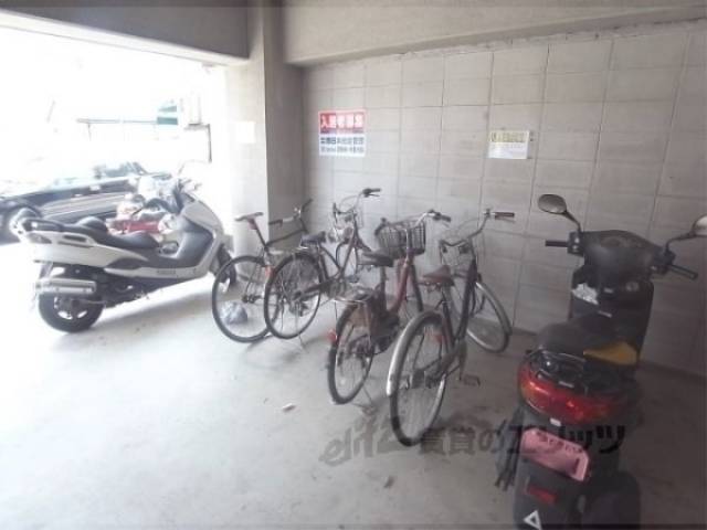 駐輪場