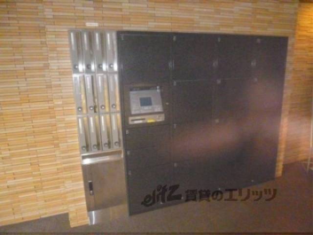 宅配ボックス