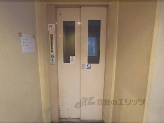 エレベーター
