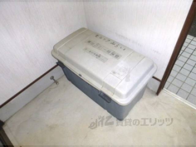 ゴミ置き場　ゴミボックス