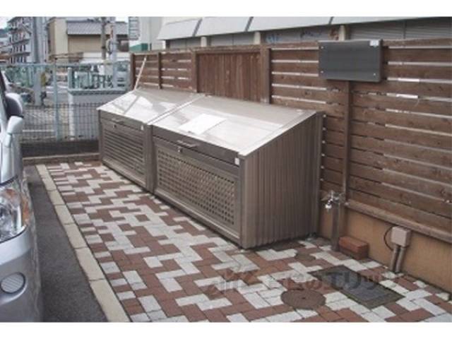 ゴミ置き場