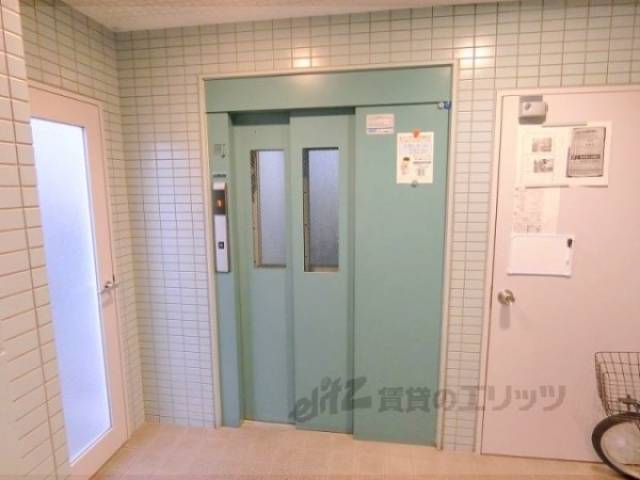エレベーター