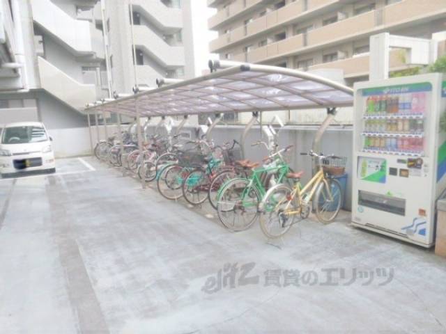 駐輪場