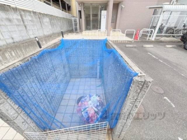 ゴミ置き場