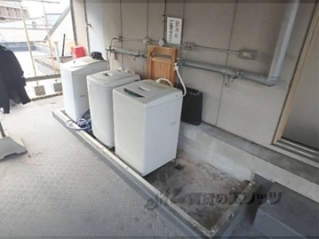 屋上洗濯機置場