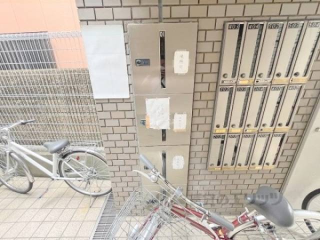 宅配ボックス
