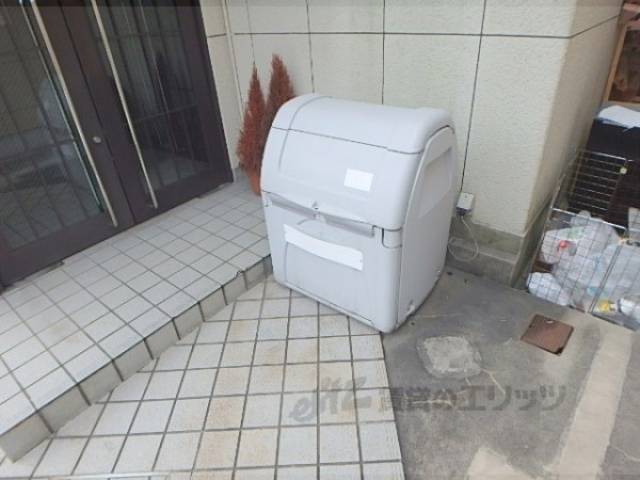 ごみボックス