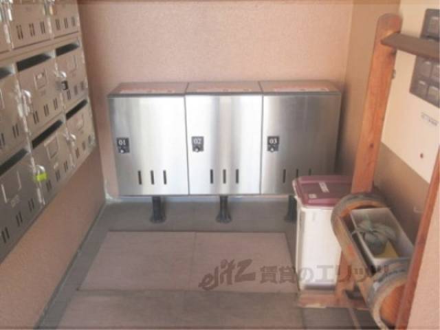 宅配ボックス