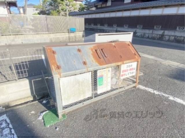 ゴミ置き場