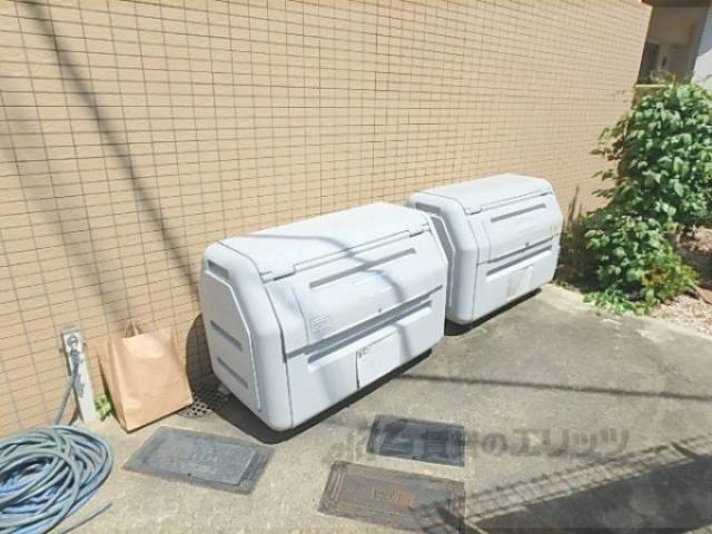 ゴミボックス