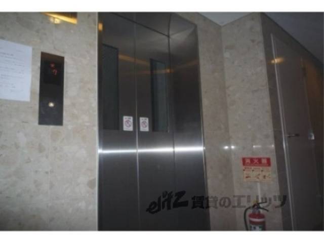 エレベーター