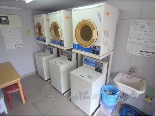 コインランドリー