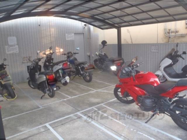 バイク置場