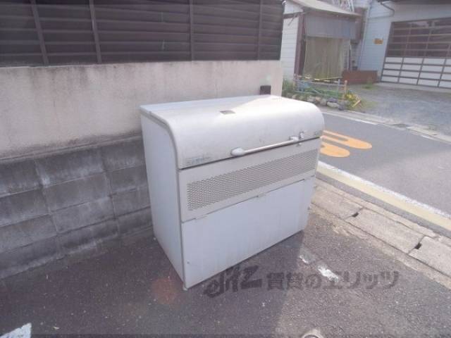 ゴミ捨て場