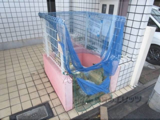 ゴミ置き場