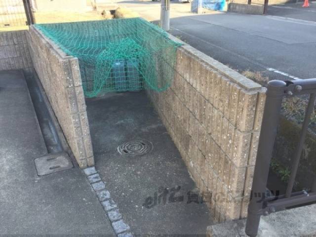 ゴミ捨て場