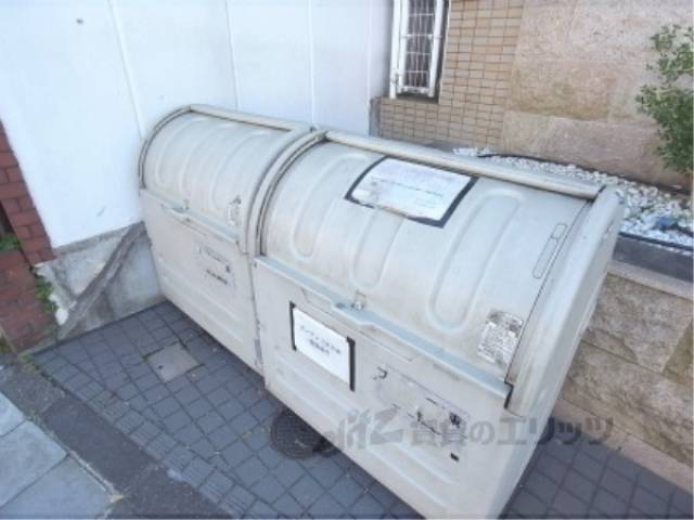 ゴミボックス