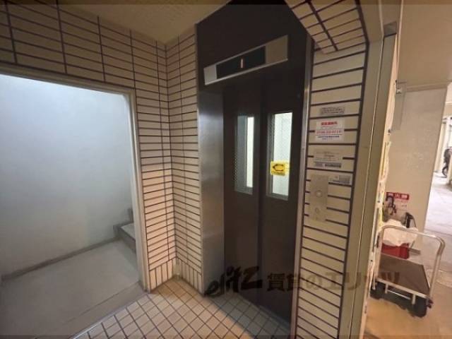 エレベーター