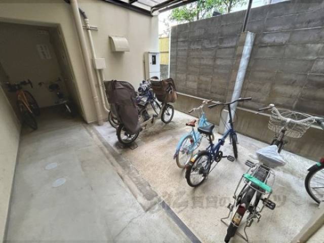駐輪場