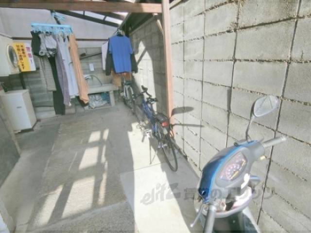 ロビー　駐輪場