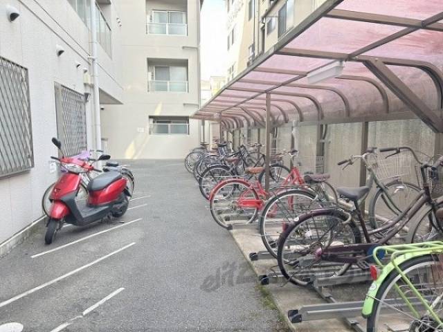 駐輪場