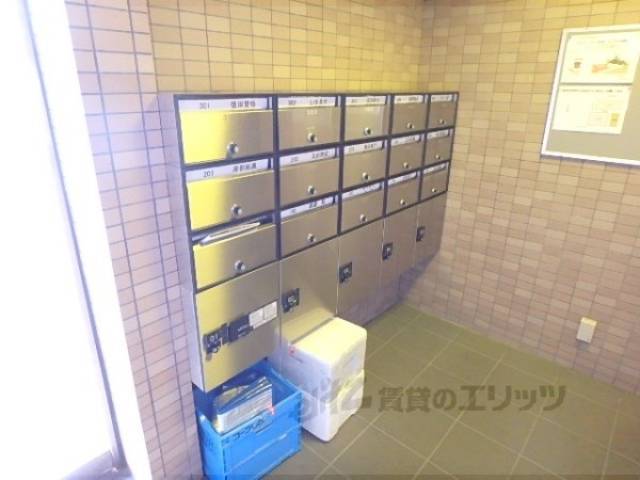 宅配ボックス