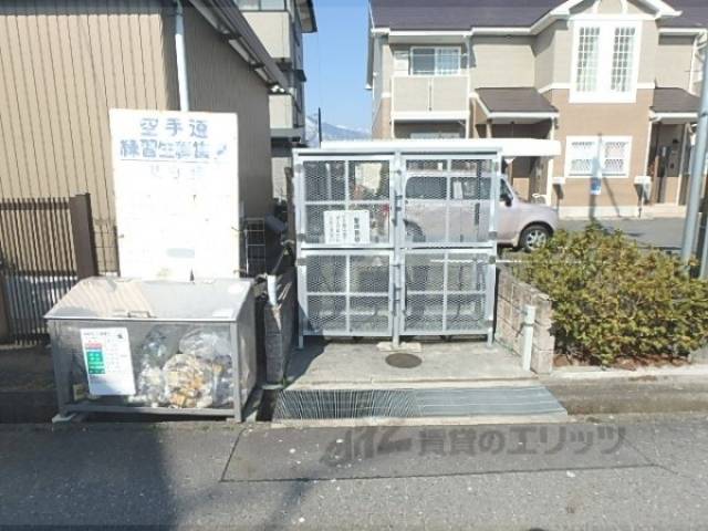 ゴミ置き場