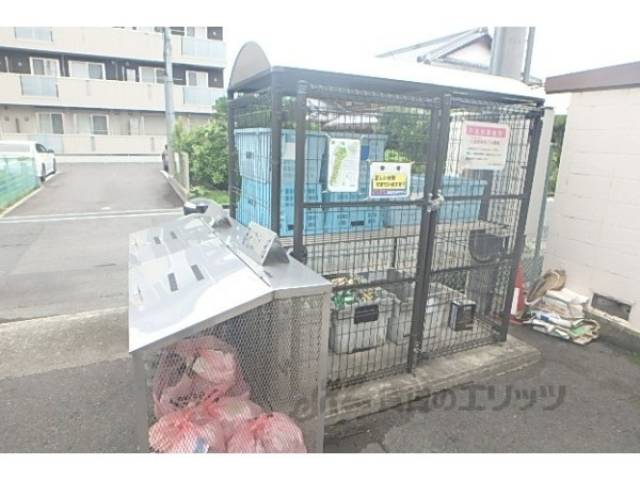 ゴミ置き場