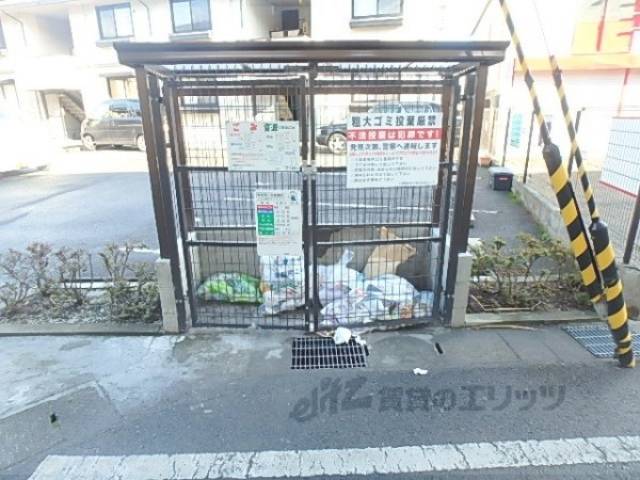 ごみ置き場