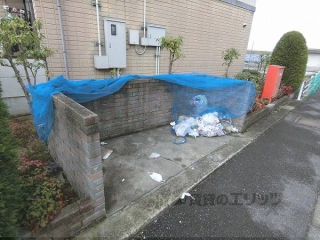 ゴミ置き場