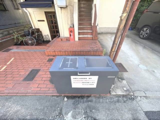 ゴミ置き場