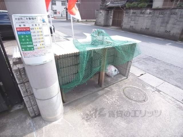 ゴミ捨て場
