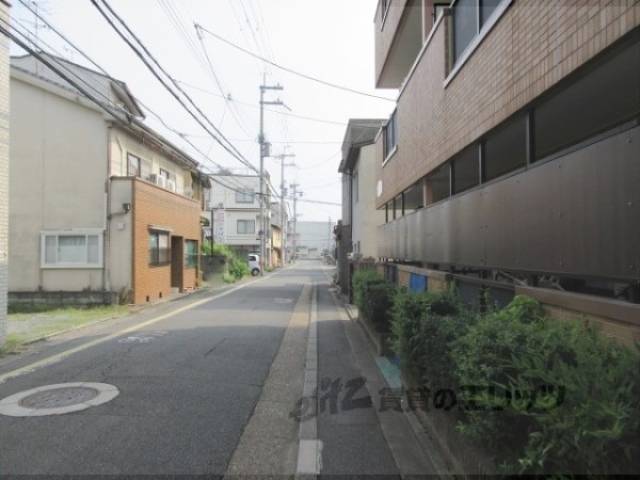前面道路　南向き