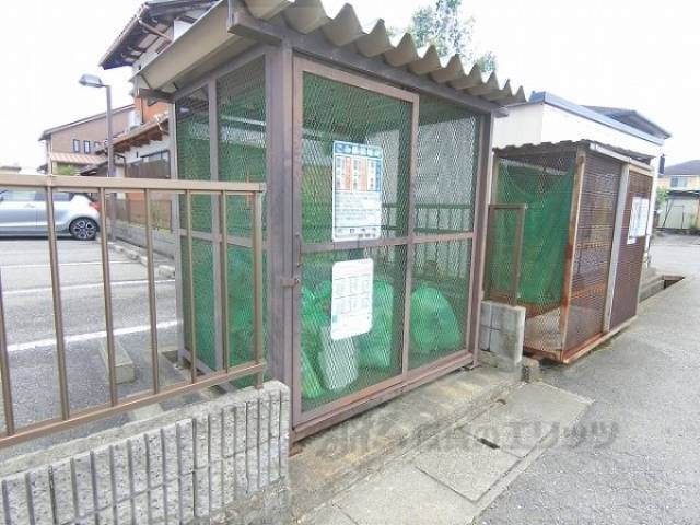 ゴミ置き場