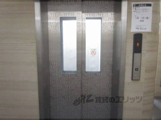 エレベーター