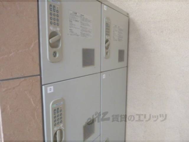 宅配ボックス