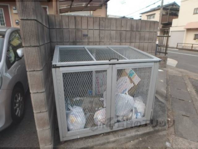 ゴミ置き場