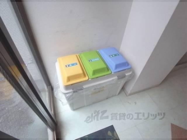 ゴミ箱