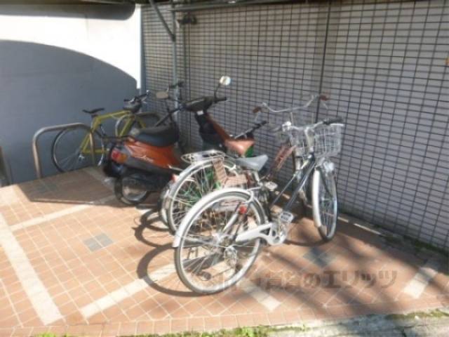 駐輪場